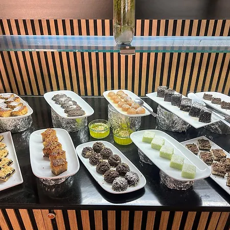 Hotel Pera Aura & 4*