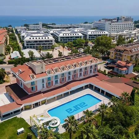 Szálloda Pera Aura & Kemer