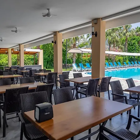 Pera Aura Hotel&spa - Hotell 4*