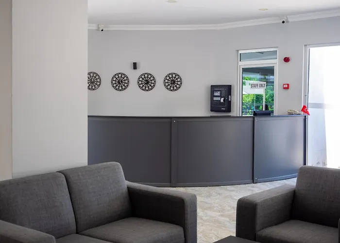 Hotel Pera Aura & 4*